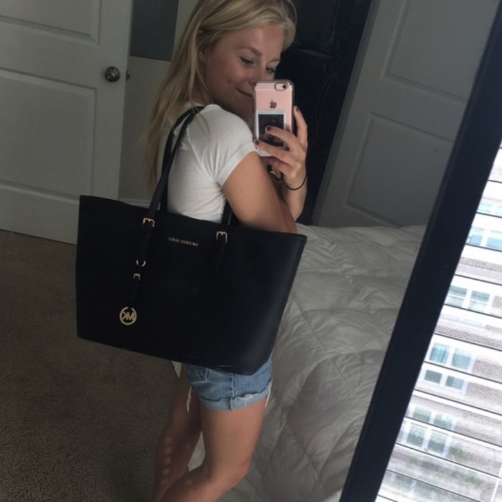 Michael Kora jetset medium tote black